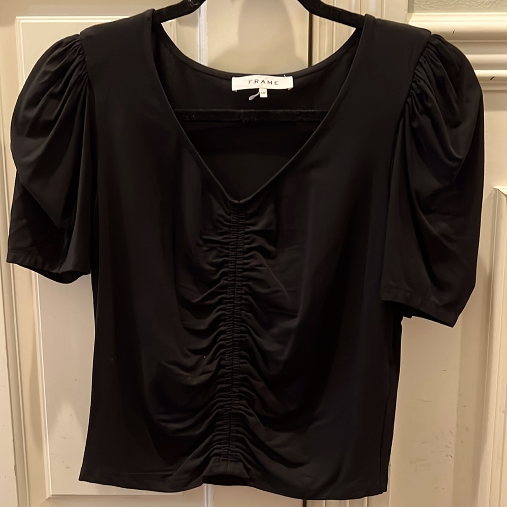 Frame size small cropped top in Black